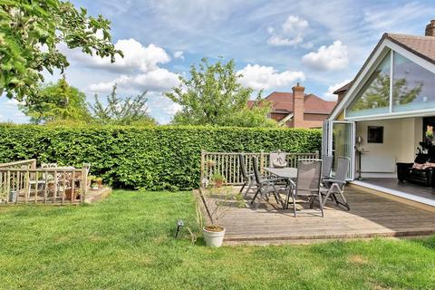 70 Bottrells Lane, Chalfont St Giles, HP8 4EJ