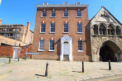 1 bedroom in a house share to rent - St. Marys Square, Gloucester GL1