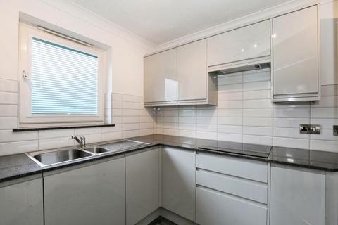 2 bedroom flat for sale, Castle Street, Northwich CW8