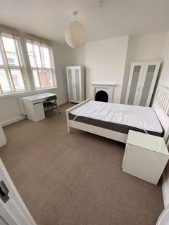 6 bedroom terraced house to rent, Arthur Street, Gloucester GL1