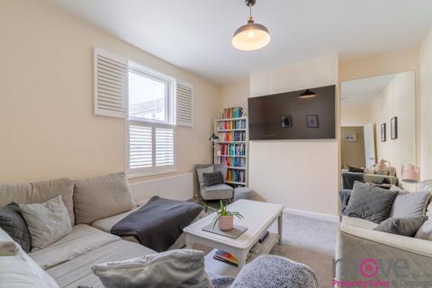 4 bedroom end of terrace house for sale, Wellington Street, Cheltenham GL50