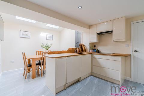 4 bedroom end of terrace house for sale, Wellington Street, Cheltenham GL50