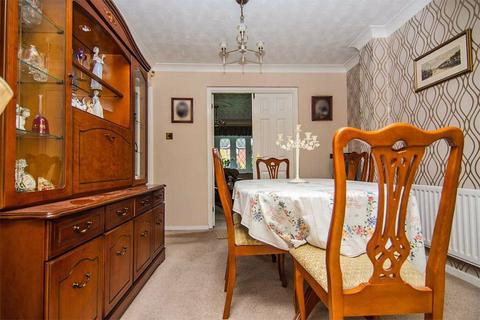 14 Mawgan Drive, Lichfield, WS14 9SD