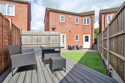 3 Ash Close, Norton Canes, Cannock, WS11 9UP