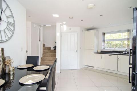 3 Ash Close, Norton Canes, Cannock, WS11 9UP