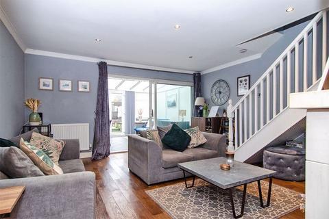 7 Ferndale Close, Burntwood, WS7 4US