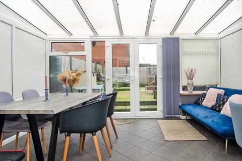 7 Ferndale Close, Burntwood, WS7 4US