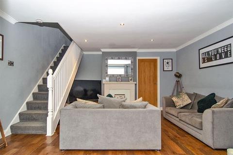 7 Ferndale Close, Burntwood, WS7 4US
