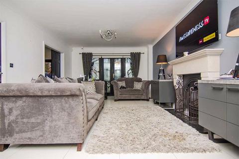 4 bedroom detached house for sale, Highfields Road, Burntwood WS7