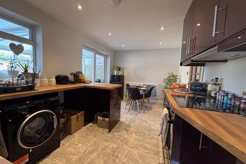 3 bedroom detached house for sale, Cornfield Drive, Lichfield WS14