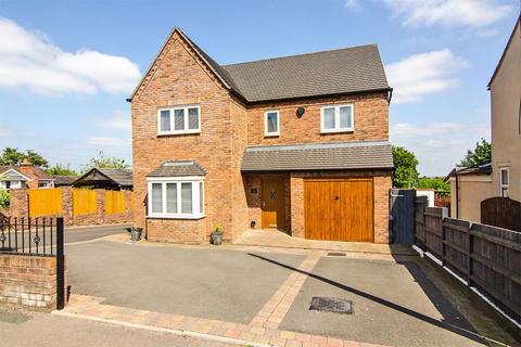 4 bedroom detached house for sale, Chestnut Close, Burntwood WS7