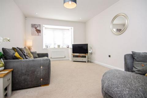 2 Chestnut Close, Chasetown, Burntwood, WS7 3AD