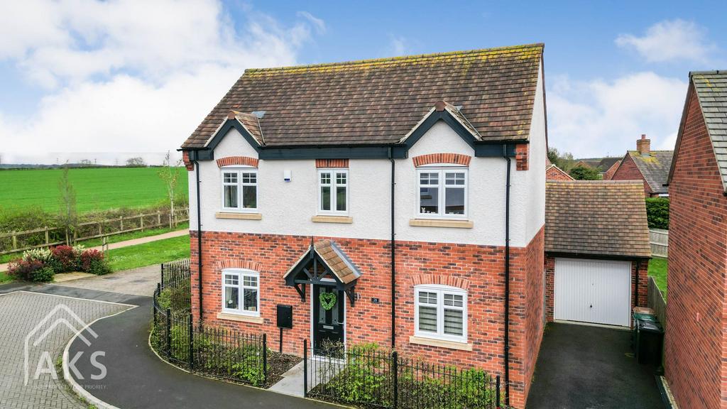Repton, Derby DE65 4 bed detached house for sale £475,000