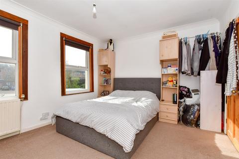 197 Dover Road, Folkestone, CT19 6NG