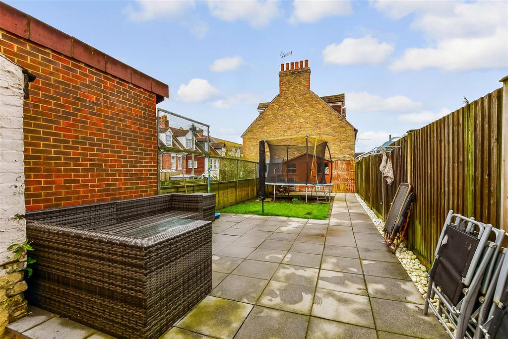 Dover Road, Folkestone, Kent 2 bed terraced house for sale £230,000