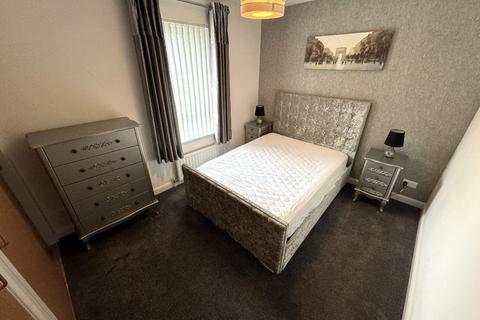 3 bedroom flat to rent, Baker Road, Hilton, Aberdeen, AB24
