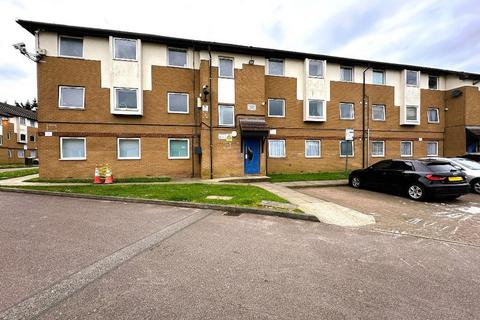 2 bedroom flat for sale, Biscot Area, Luton LU3