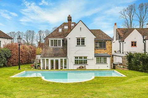 30 Manor Way, South Croydon, CR2 7BS