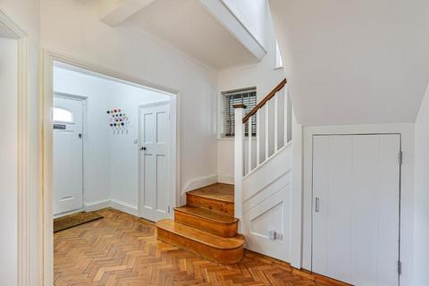 30 Manor Way, South Croydon, CR2 7BS