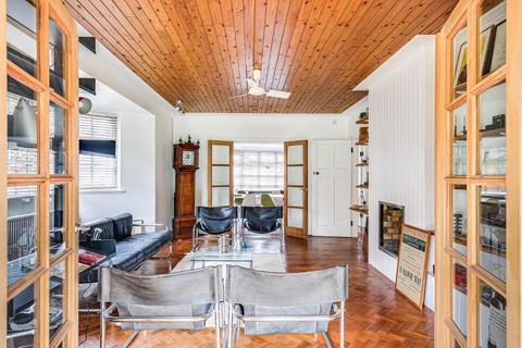 30 Manor Way, South Croydon, CR2 7BS