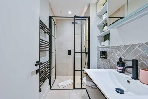 undefined, Charlotte Street, Fitzrovia, London, W1T