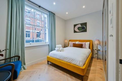 undefined, Charlotte Street, Fitzrovia, London, W1T
