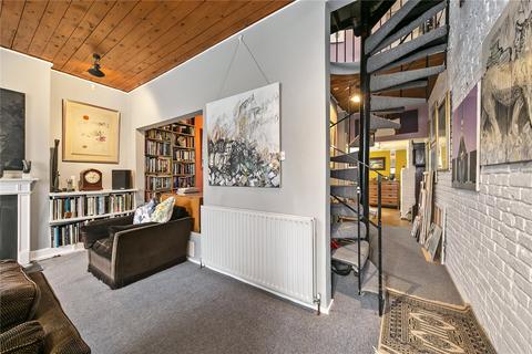 87 Gloucester Road, Richmond, TW9 3BT