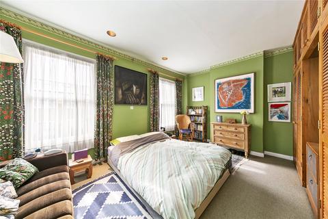 87 Gloucester Road, Richmond, TW9 3BT