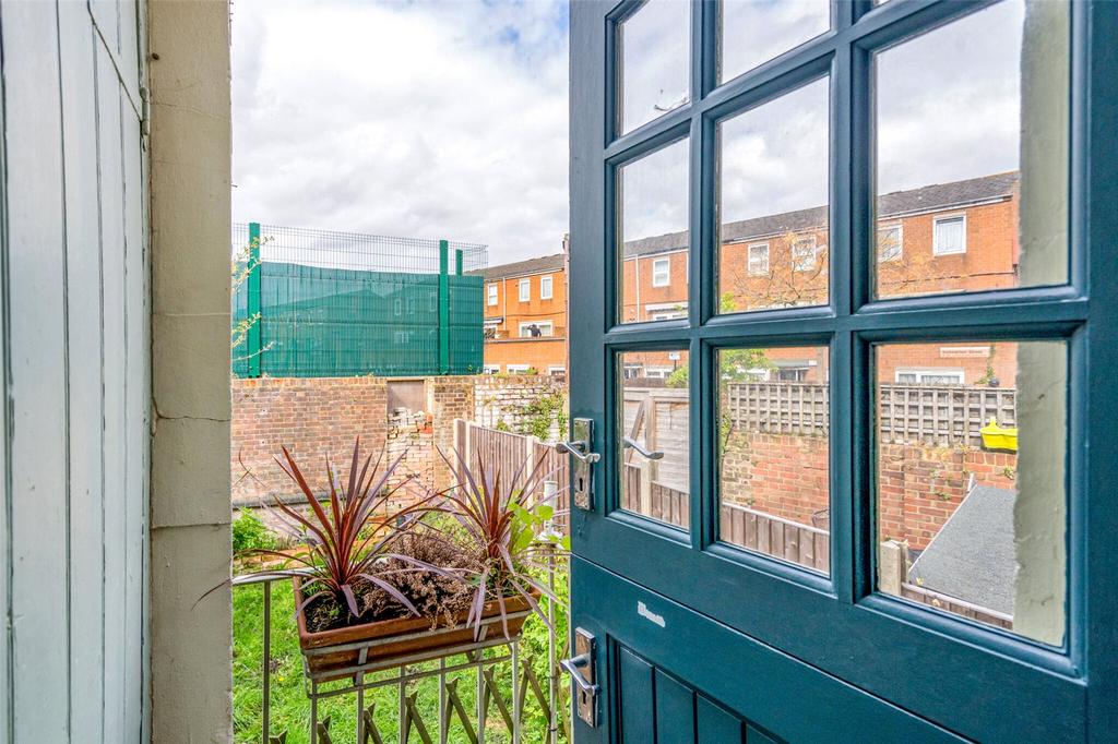 Mabley Street E9
