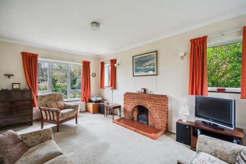 2 bedroom detached house for sale, Foxdell Way, Chalfont St Peter SL9