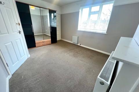 3 bedroom terraced house to rent, Darnley Road, Rochester ME2