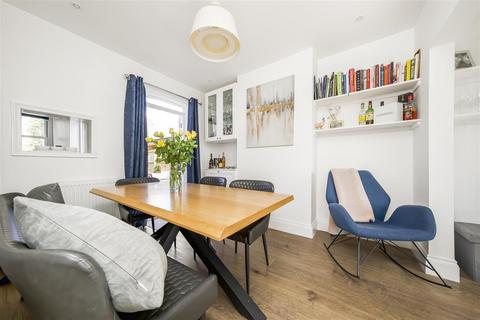 39 Cherry Orchard Road, West Molesey, KT8 1QZ
