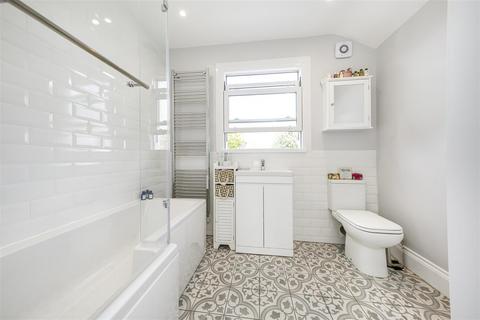 39 Cherry Orchard Road, West Molesey, KT8 1QZ