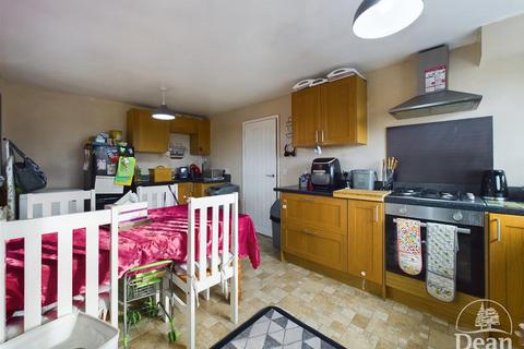 3 bedroom semi-detached house for sale, Prospect Close, Coleford