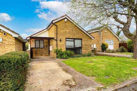 2 bedroom bungalow for sale, Kent Close, Borehamwood WD6