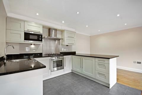 1 bedroom apartment for sale, Lower Road, Chorleywood, WD3