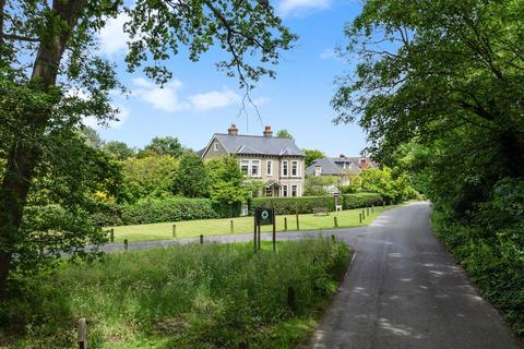 6 bedroom detached house for sale, How Lane, Chipstead