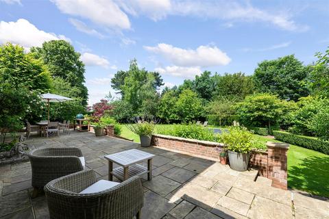 6 bedroom detached house for sale, How Lane, Chipstead