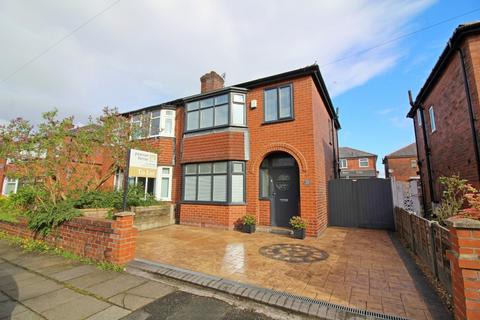 3 bedroom semi-detached house to rent, Eastham Avenue, Bury BL9