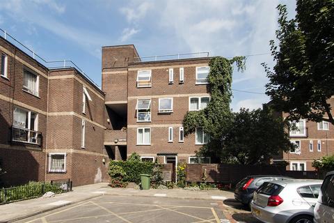 52 Nelson Gardens, London, E2 7AA