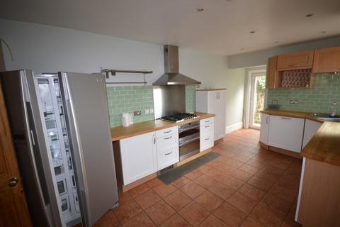 4 bedroom end of terrace house to rent, Hamlet Road, Chelmsford, CM2