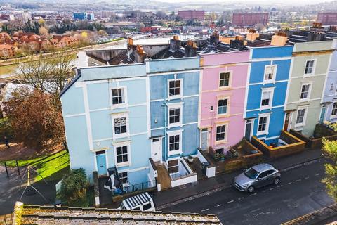 7 Argyle Place, Cliftonwood, Bristol, BS8 4RH