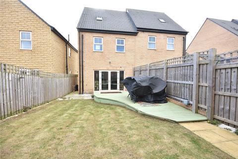 4 bedroom semi-detached house for sale, Pansy Court, Seacroft, Leeds