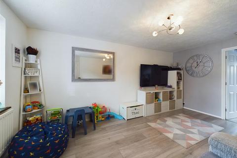 25 Bellamy Road, Maidenbower, Crawley, RH10 7LW