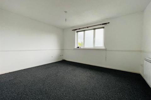 1 bedroom flat to rent, Willow Close, Burbage, Hinckley