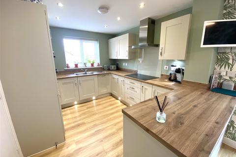 4 bedroom detached house for sale, Burkitt Close, Shrewsbury