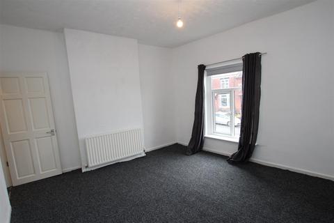 3 bedroom terraced house to rent, Chorley Old Road, Bolton BL1