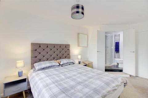 2 bedroom apartment for sale, 27 Cedar Court, Malmesbury