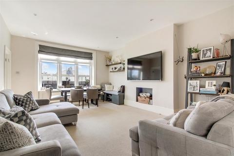 Flat 2, 13 Acol Road, London, NW6 3AA