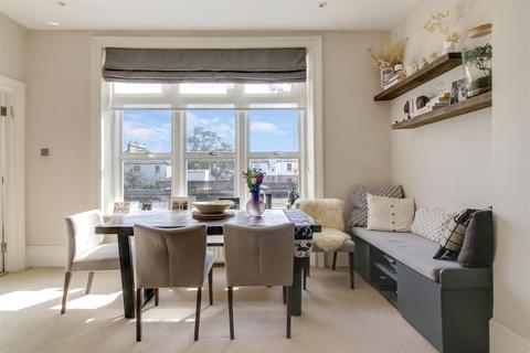 Flat 2, 13 Acol Road, London, NW6 3AA